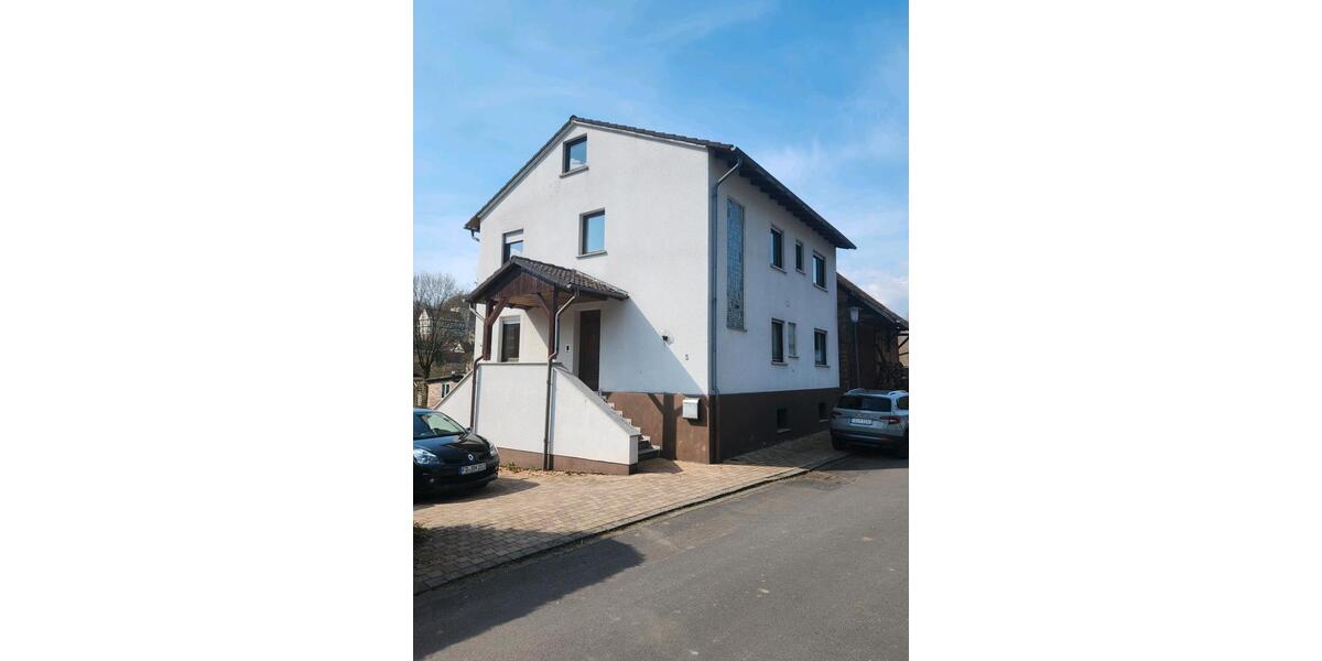 Einfamilienhaus Eiterfeld - 7 Zimmer, 140 m&sup2;, 215.000&euro; | Angebot:25870044