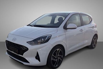 Hyundai i10 13.600 km 19.590 &euro; Petersberg 36100