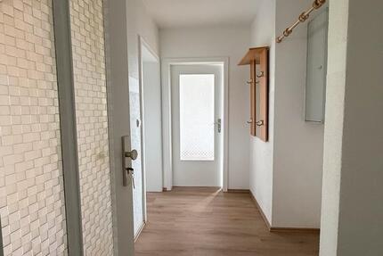 Wohnung Poppenhausen (Wasserkuppe) - 1 Zimmer, 65 m&sup2;, 600&euro; | Angebot:26042006