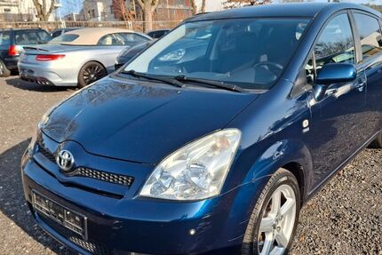 Toyota Corolla Verso 126.000 km 4.699 &euro; Eichenzell 36124