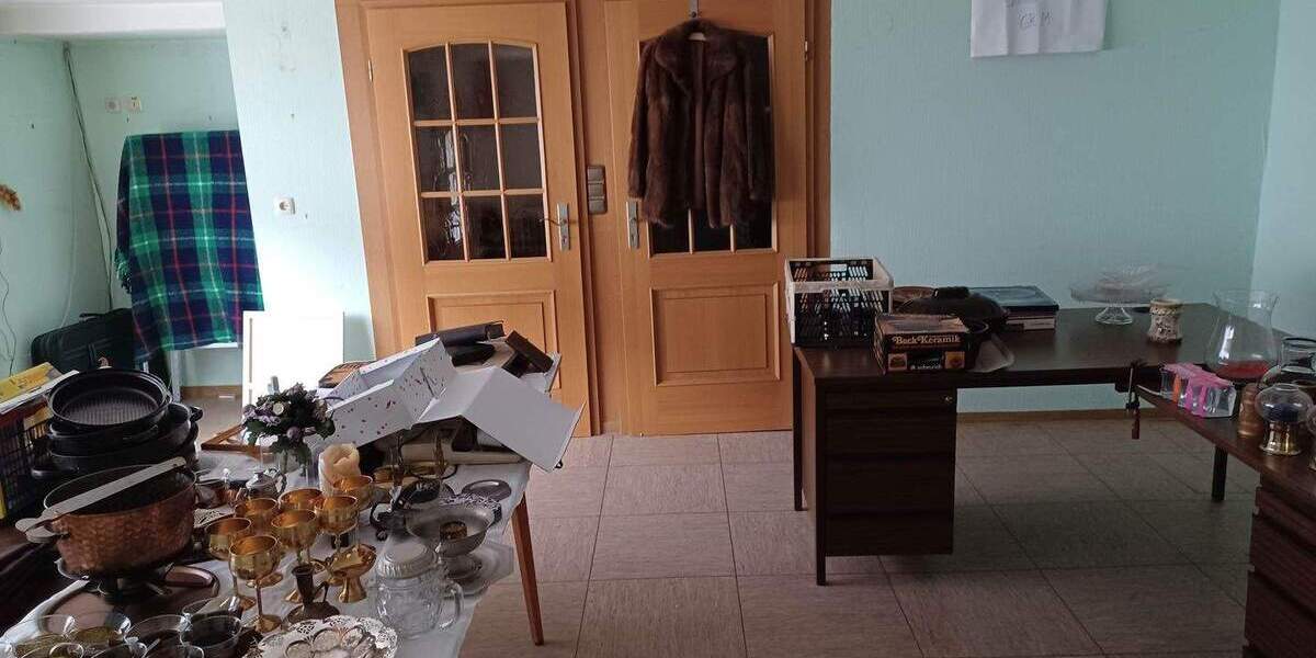 Einfamilienhaus Grebenhain Ilbeshausen-Hochwaldhausen - 2 Zimmer, 541 m&sup2;, 195.000&euro; | Angebot:25693686