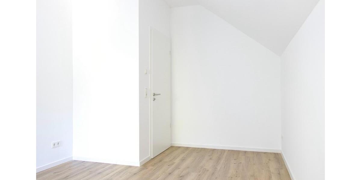 Dachgeschoßwohnung Künzell - 4 Zimmer, 124 m&sup2;, 389.000&euro; | Angebot:25216831