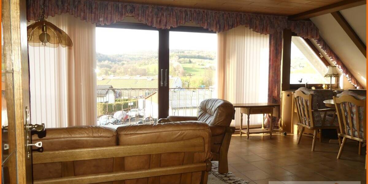 Mehrfamilienhaus, Wohnhaus Sinntal / Oberzell Oberzell - 8 Zimmer, 212 m&sup2;, 275.000&euro; | Angebot:26392538