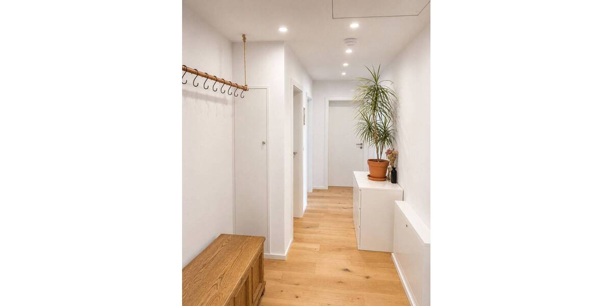 Etagenwohnung Petersberg - 3 Zimmer, 120 m&sup2;, 1.300&euro; | Angebot:26806240