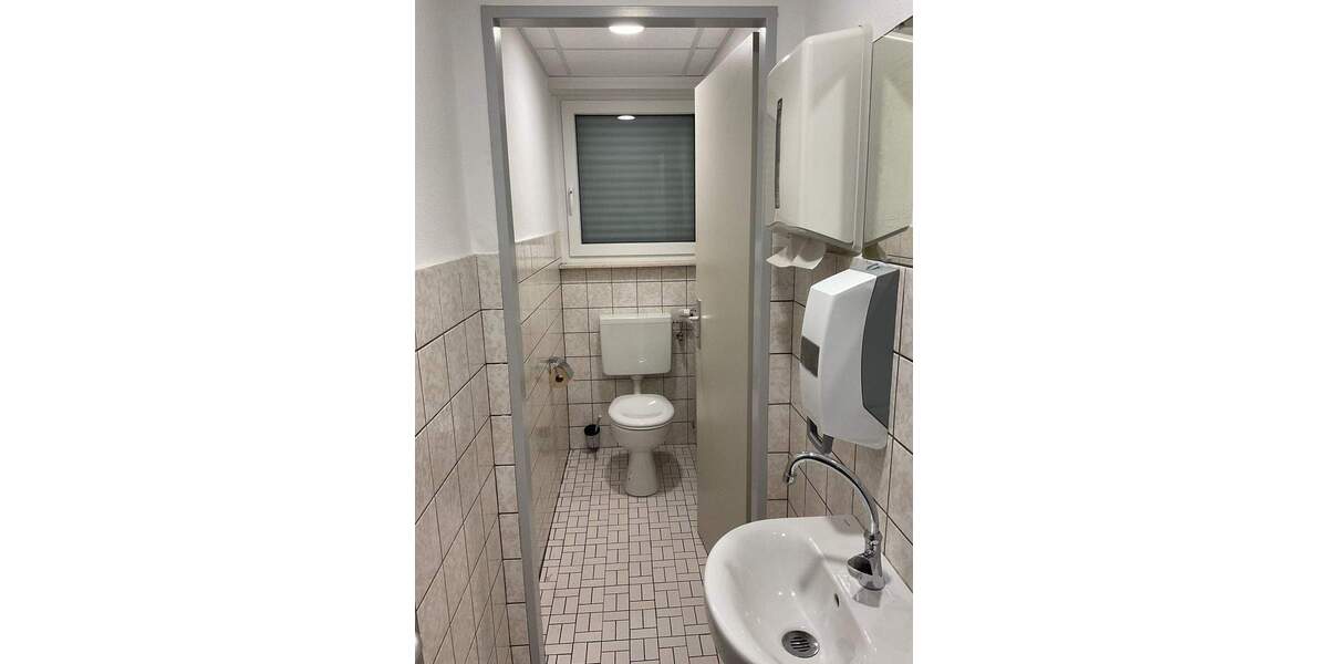Gewerbeobjekt Fulda Niesig - 5 Zimmer, 185 m&sup2;, 1.500&euro; | Angebot:26851761
