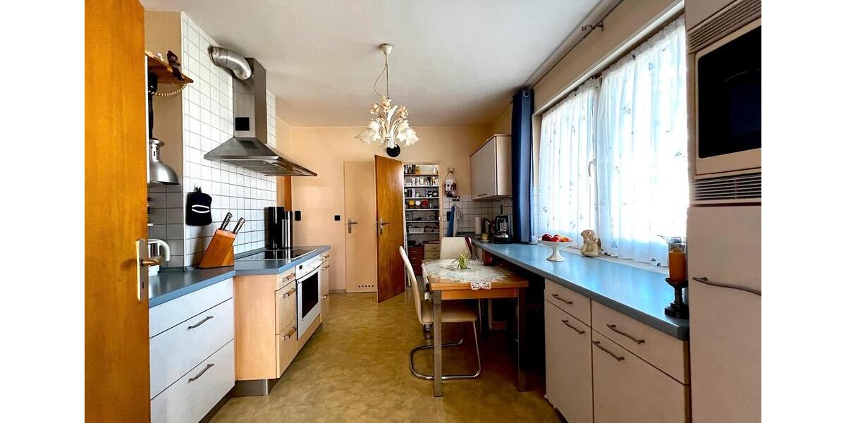 Einfamilienhaus Herbstein - 10 Zimmer, 180 m&sup2;, 295.000&euro; | Angebot:26126475