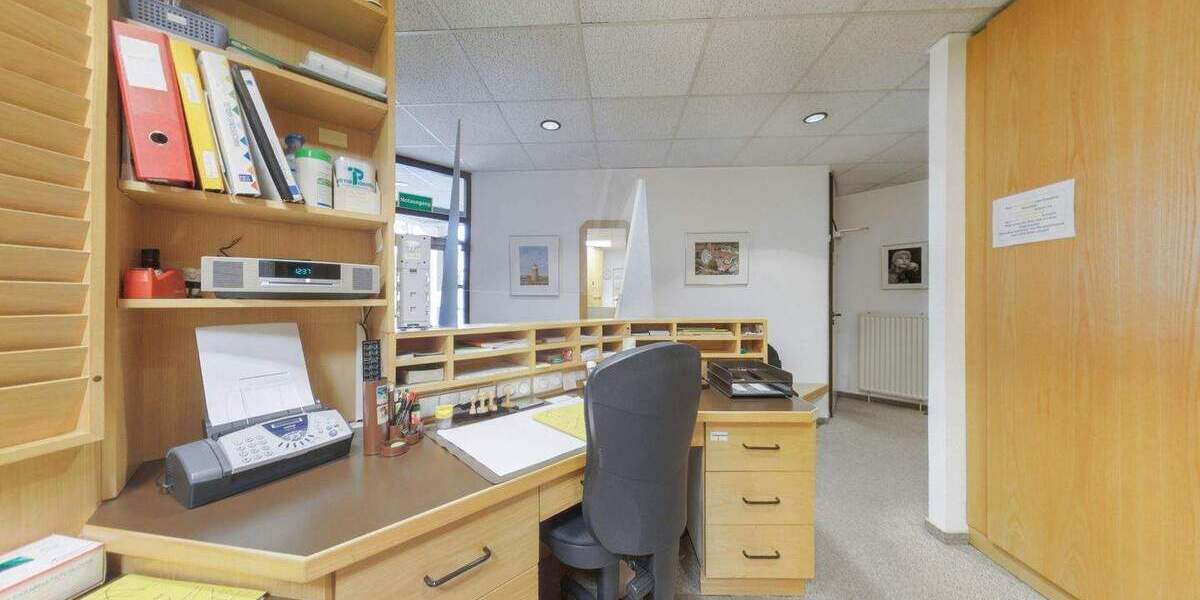 Gewerbeobjekt Hünfeld - 8 Zimmer, 150 m&sup2;, 249.000&euro; | Angebot:25664664