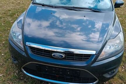 Ford Focus 131.074 km 2.600 &euro; Hosenfeld 36154