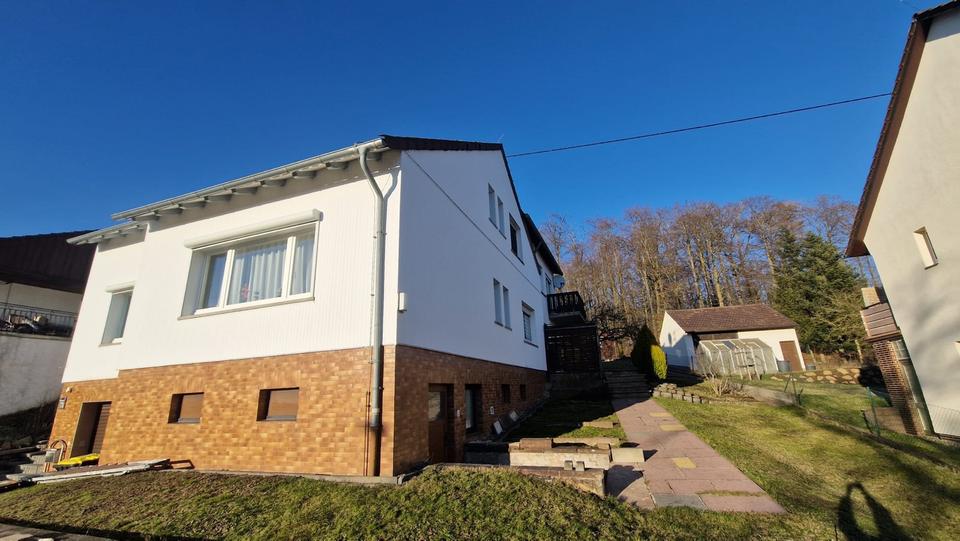 Einfamilienhaus Lauterbach (Hessen) - 8 Zimmer, 231 m&sup2;, 309.000&euro; | Angebot:21031861