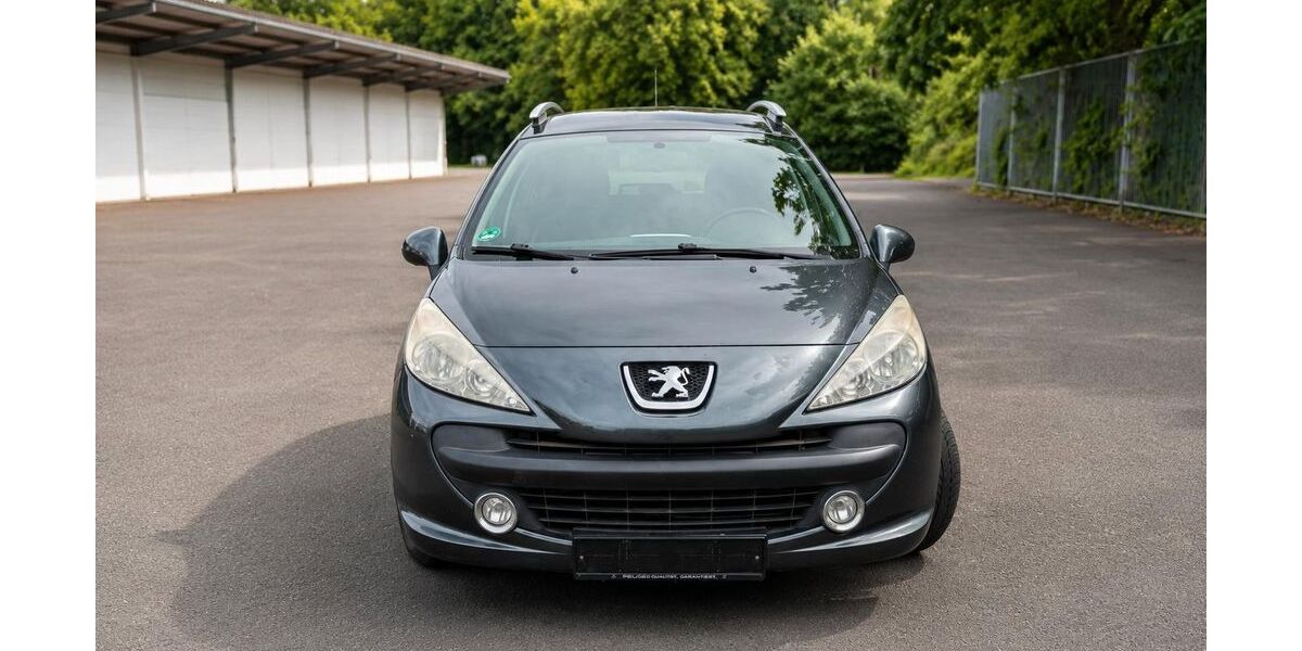 Peugeot 207 122.000 km 2.800 &euro; Fulda 36037