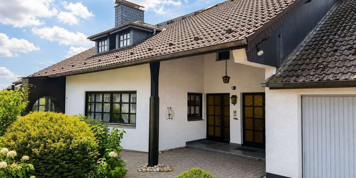 Einfamilienhaus Fulda Aschenberg - 8 Zimmer, 214 m&sup2;, 750.000&euro; | Angebot:26833917