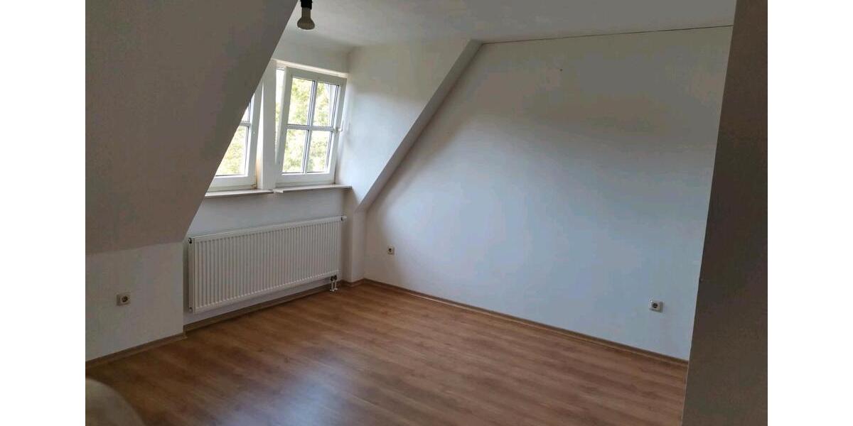Dachgeschoßwohnung Wildflecken - 4 Zimmer, 126 m&sup2;, 95.000&euro; | Angebot:26920298