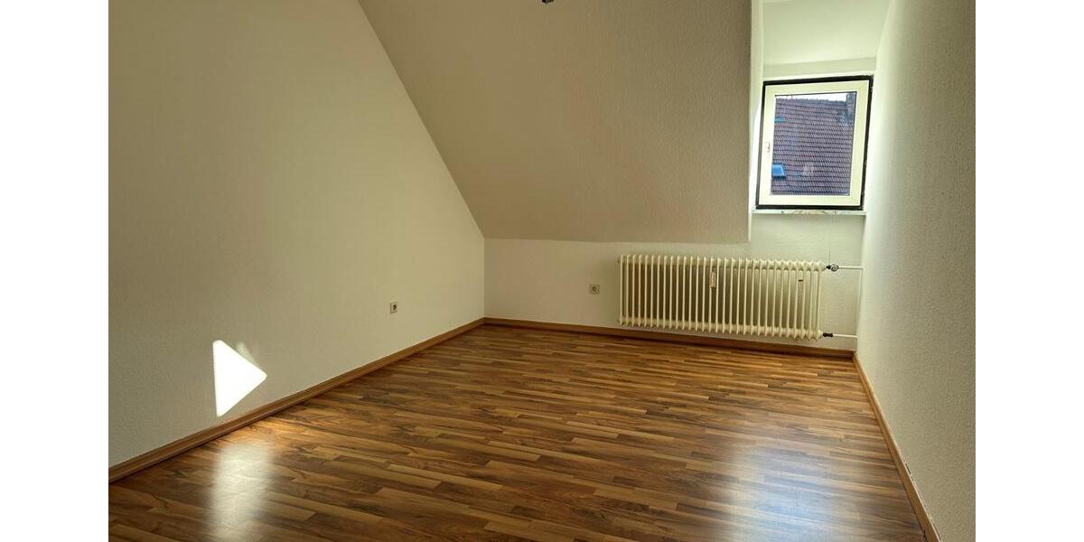 Dachgeschoßwohnung Bischofsheim in der Rhön - 3 Zimmer, 84 m&sup2;, 550&euro; | Angebot:22420515