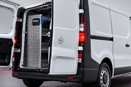 Opel Vivaro 59.800 km 13.480 &euro; Eichenzell 36124
