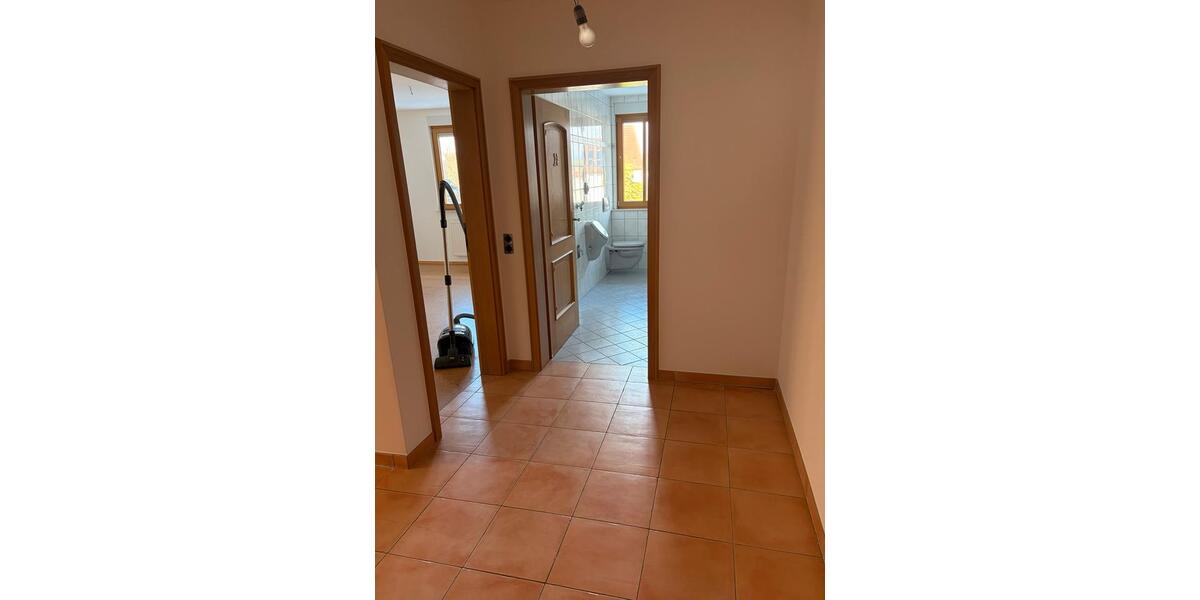 Erdgeschoßwohnung Lauterbach (Hessen) - 2 Zimmer, 79 m&sup2;, 800&euro; | Angebot:25054327