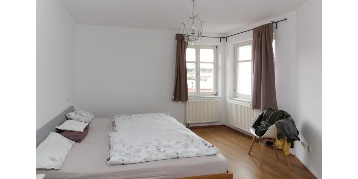 Etagenwohnung Fulda - 3 Zimmer, 90 m&sup2;, 870&euro; | Angebot:19860617