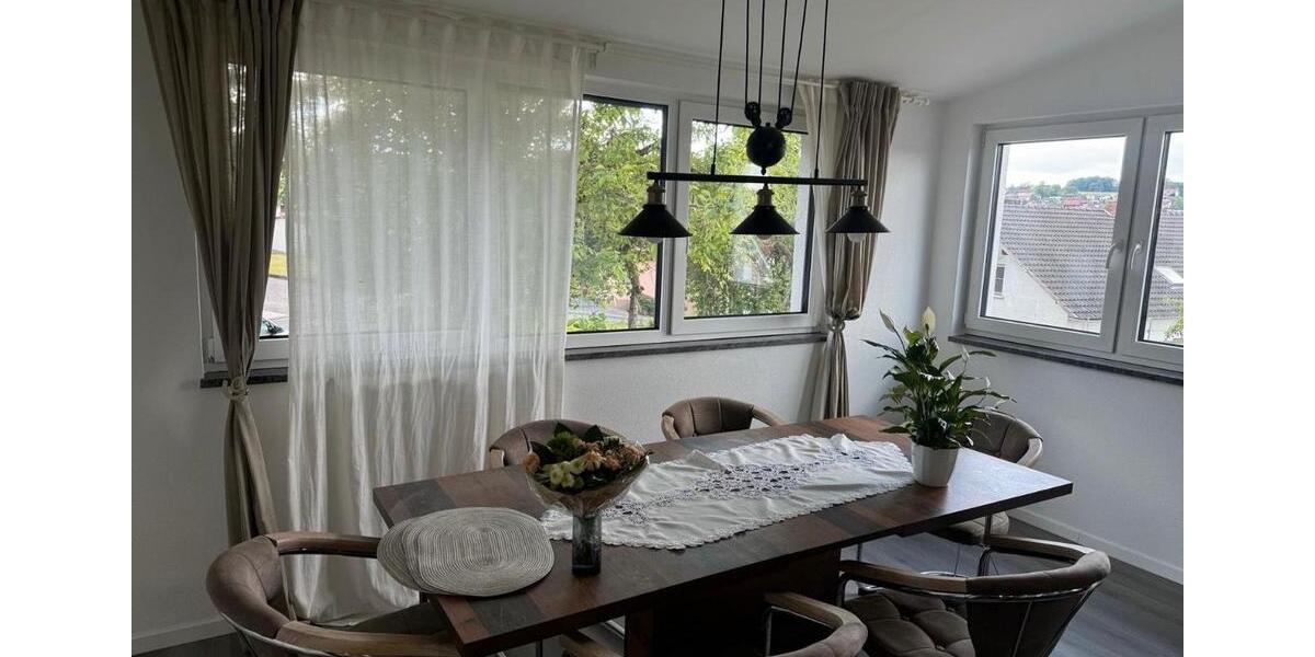 Einfamilienhaus Kalbach - 5 Zimmer, 305 m&sup2;, 450.000&euro; | Angebot:26184264