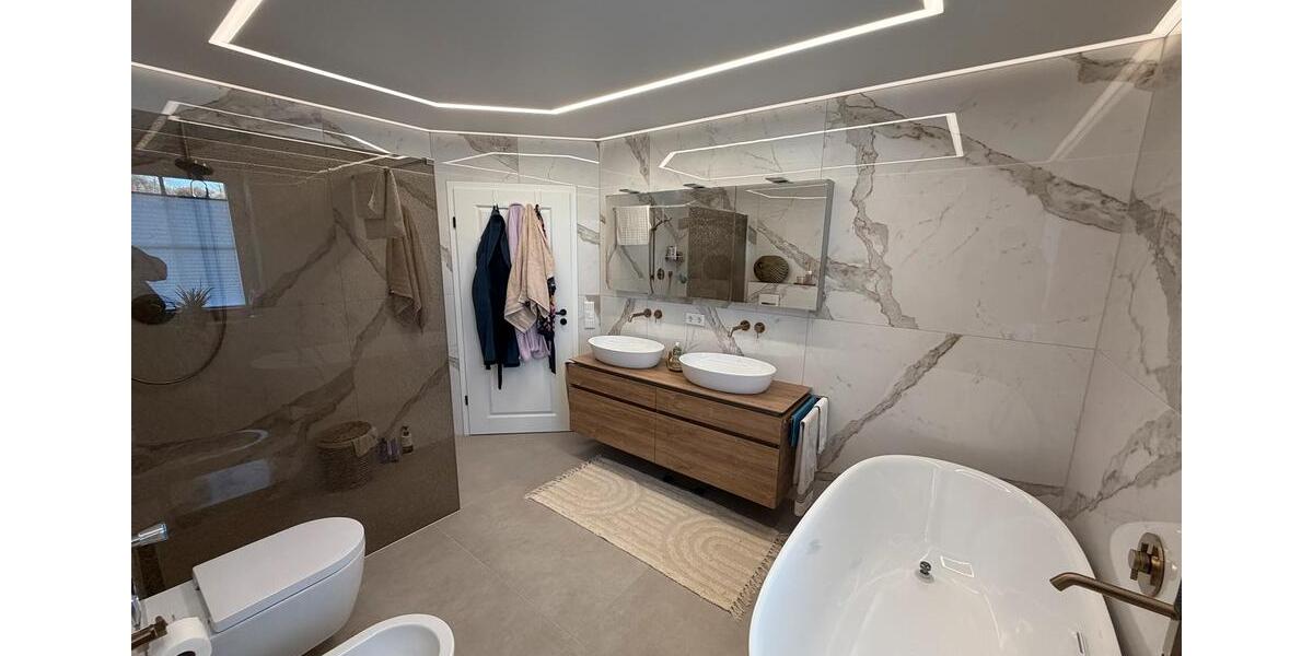 Mehrfamilienhaus, Wohnhaus Eichenzell - 12 Zimmer, 300 m&sup2;, 850.000&euro; | Angebot:25306853