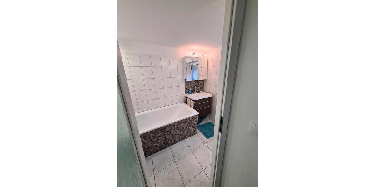 Etagenwohnung Lauterbach (Hessen) - 5 Zimmer, 133 m&sup2;, 750&euro; | Angebot:25837996