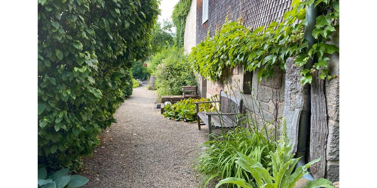 Einfamilienhaus Schlüchtern - 3 Zimmer, 150 m&sup2;, 1.600&euro; | Angebot:25964514