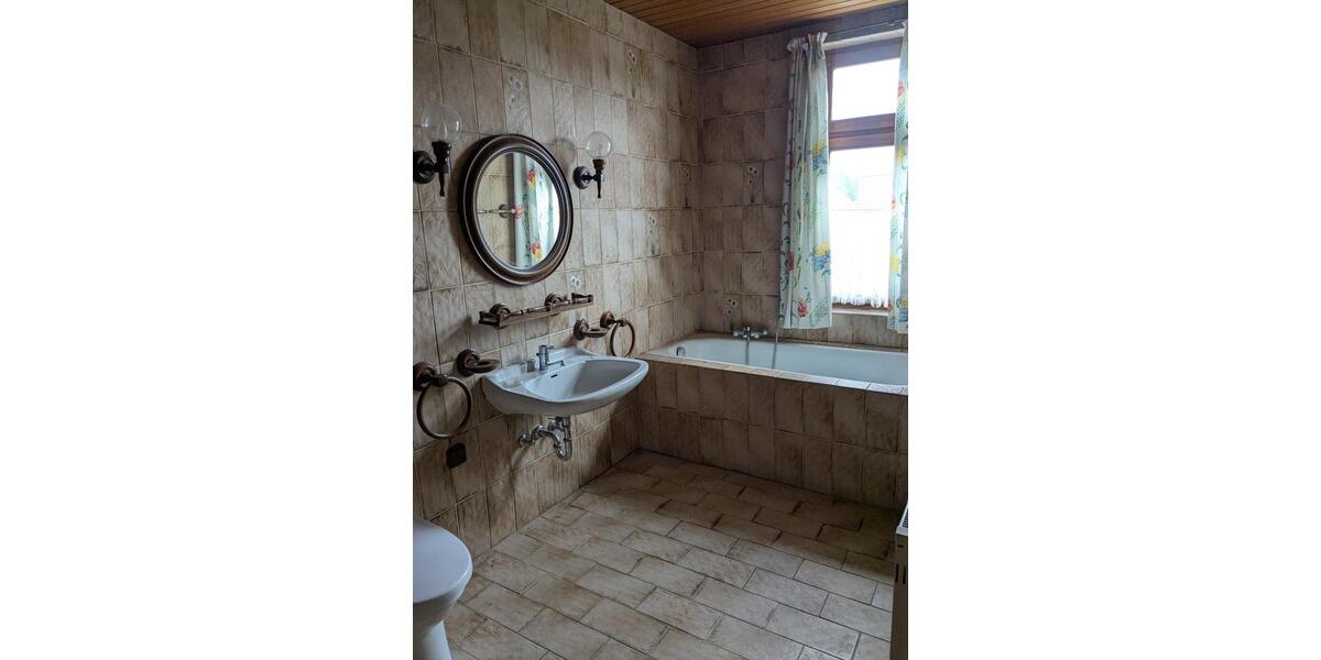 Bauernhaus, Landhaus Grebenhain - 9 Zimmer, 367 m&sup2;, 669.000&euro; | Angebot:21580386