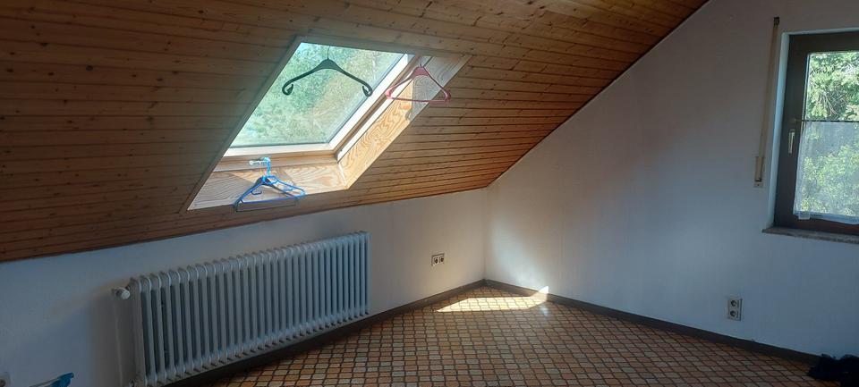 Mehrfamilienhaus, Wohnhaus Freiensteinau - 12 Zimmer, 240 m&sup2;, 265.000&euro; | Angebot:25933358