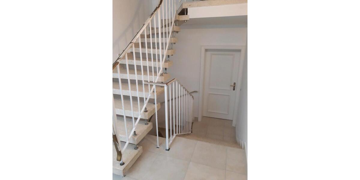 Mehrfamilienhaus, Wohnhaus Herbstein - 9 Zimmer, 200 m&sup2;, 300.000&euro; | Angebot:26375782