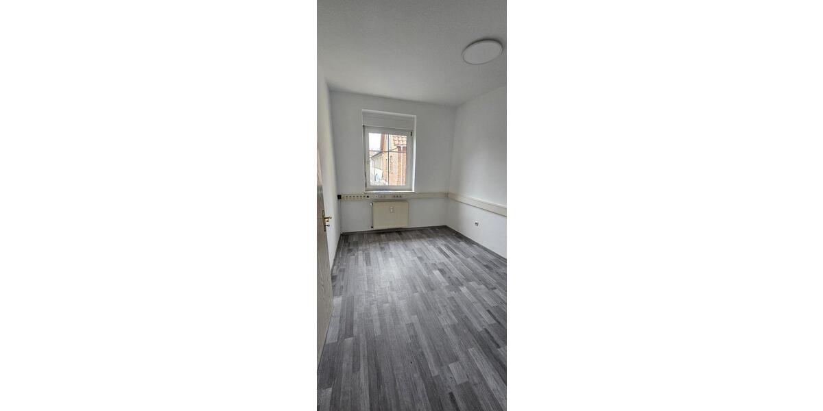 Gewerbeobjekt Schlüchtern - 890&euro; | Angebot:23398835