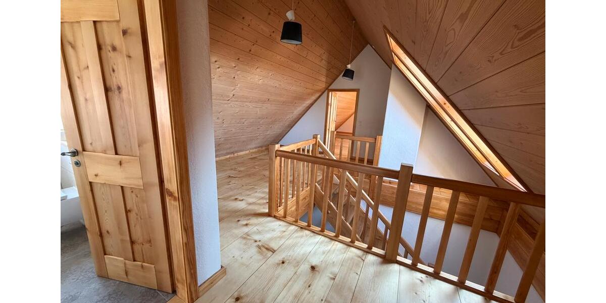 Einfamilienhaus Schlüchtern - 3 Zimmer, 150 m&sup2;, 1.600&euro; | Angebot:25964514
