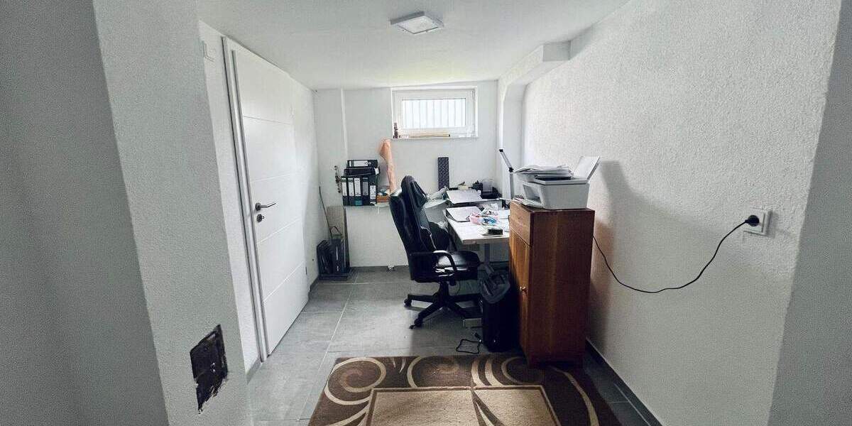 Mehrfamilienhaus, Wohnhaus Kalbach Uttrichshausen - 5 Zimmer, 305 m&sup2;, 499.000&euro; | Angebot:25732483