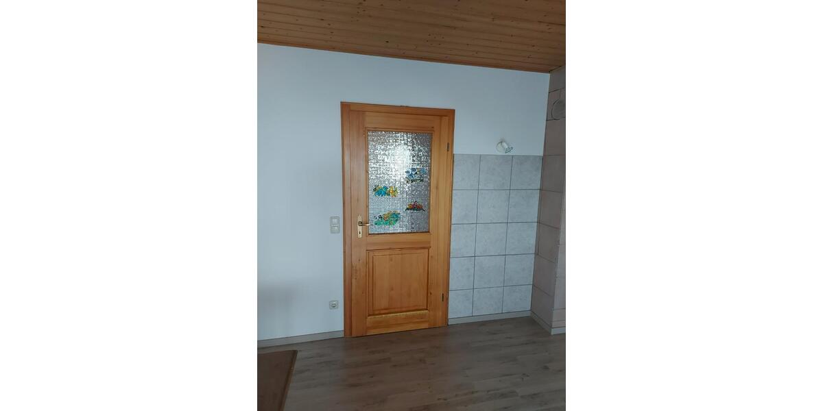 Dachgeschoßwohnung Poppenhausen (Wasserkuppe) - 3 Zimmer, 85 m&sup2;, 750&euro; | Angebot:25752097