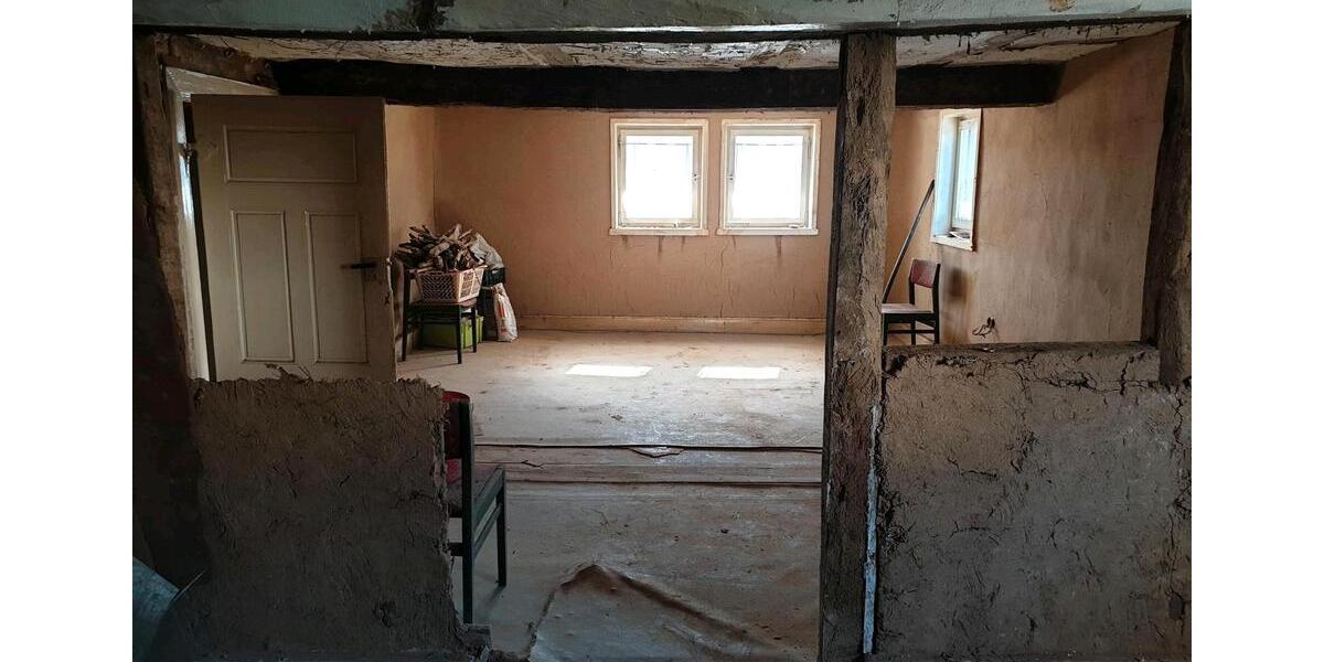 Einfamilienhaus Niederaula - 2 Zimmer, 150 m&sup2;, 69.000&euro; | Angebot:26321971