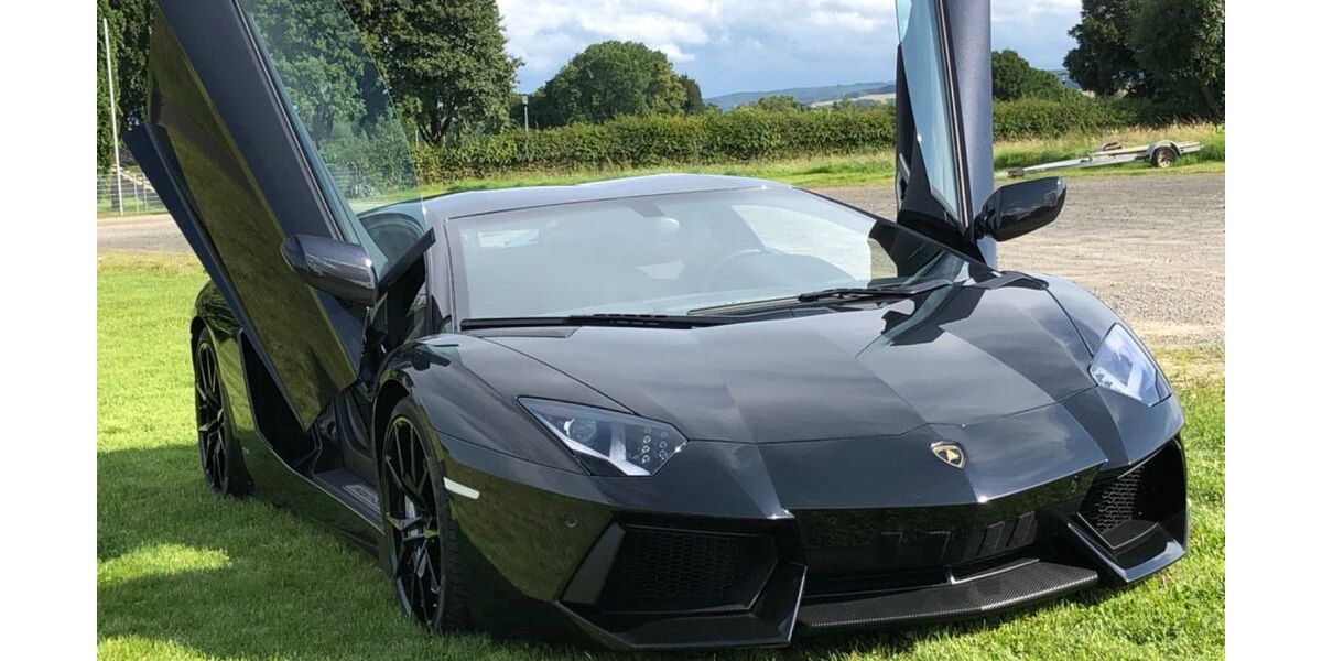 Lamborghini Aventador 12.100 km 319.800 &euro; Fulda 36037