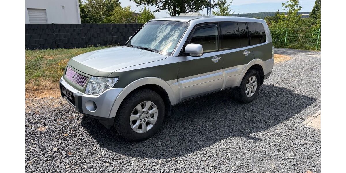 Mitsubishi Pajero 248.000 km 9.950 &euro; Burghaun 36151