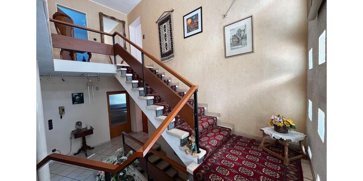 Einfamilienhaus Herbstein - 10 Zimmer, 180 m&sup2;, 295.000&euro; | Angebot:26126475