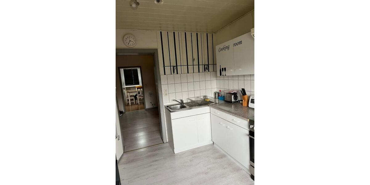 Etagenwohnung Niederaula - 4 Zimmer, 90 m&sup2;, 650&euro; | Angebot:25944222