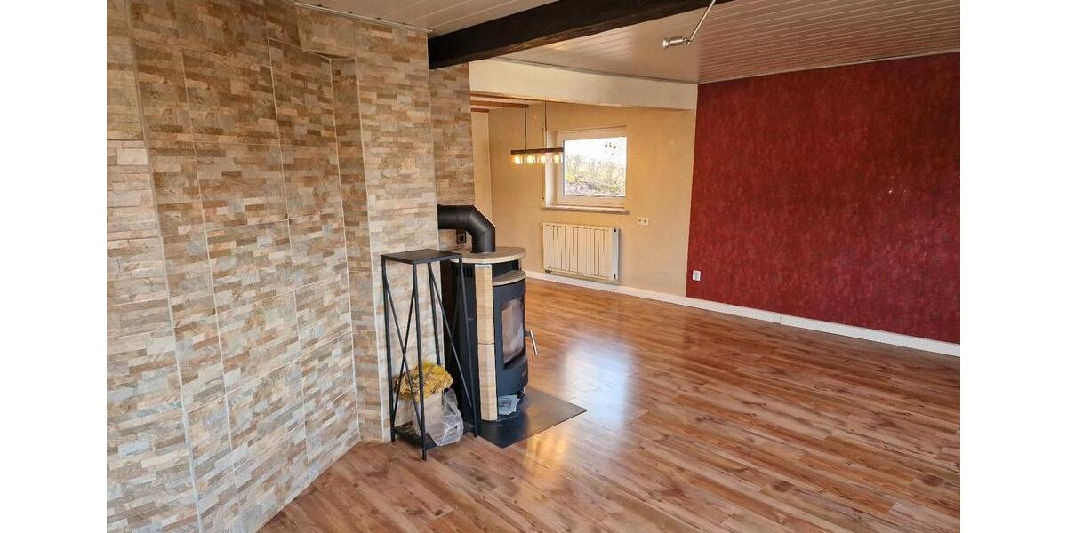 Einfamilienhaus Poppenhausen (Wasserkuppe) - 4 Zimmer, 114 m&sup2;, 199.000&euro; | Angebot:24783226