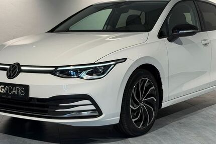 VW Golf 84.206 km 22.900 &euro; Burghaun 36151