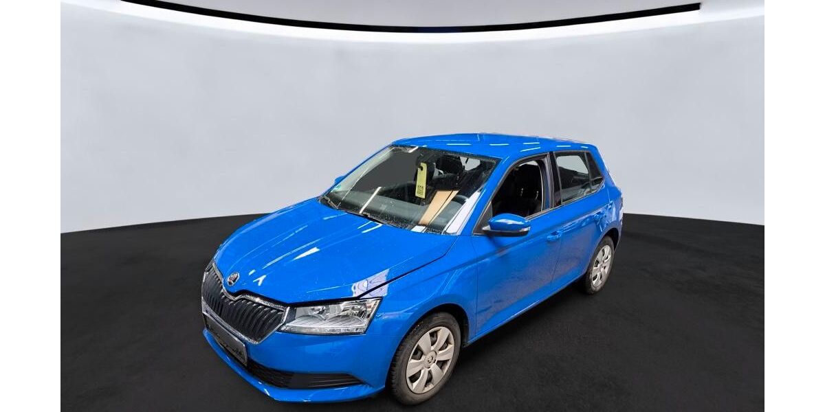 Skoda Fabia 81.000 km 8.999 &euro; Fulda 36043