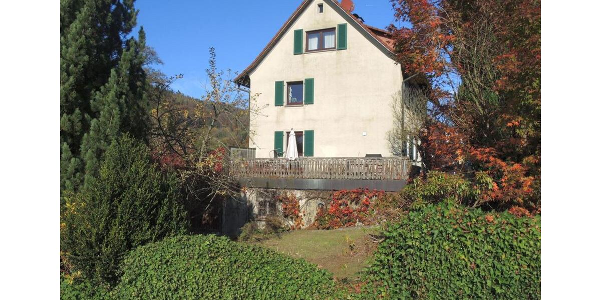 Einfamilienhaus Riedenberg - 8 Zimmer, 185 m&sup2;, 175.000&euro; | Angebot:25589668