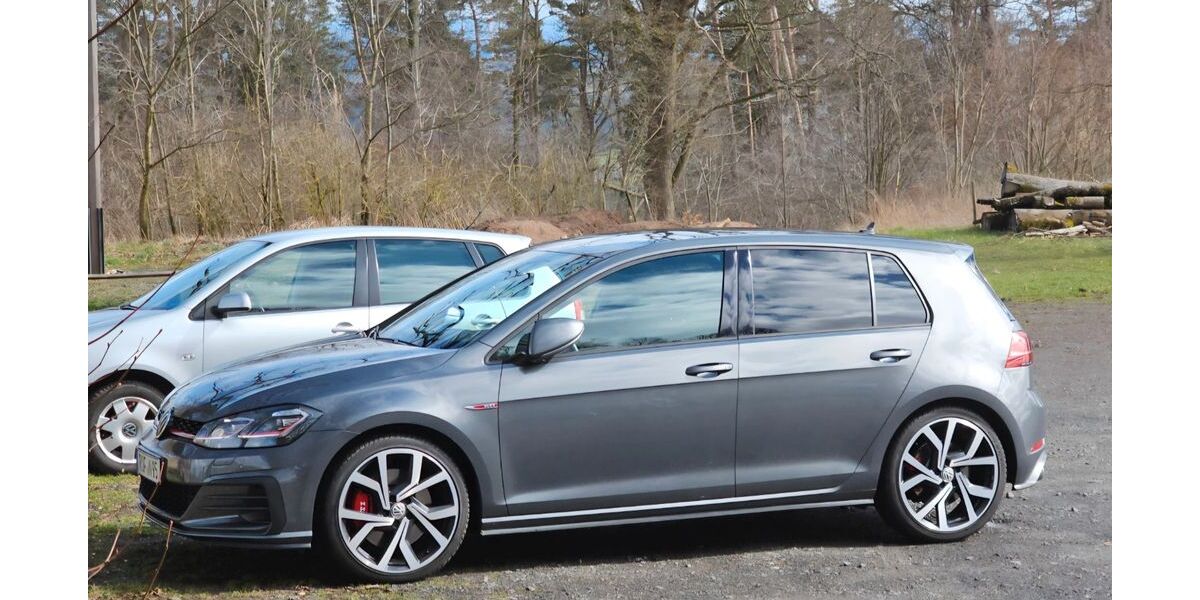 VW Golf 63.000 km 22.999 &euro; Breitenbach 36287