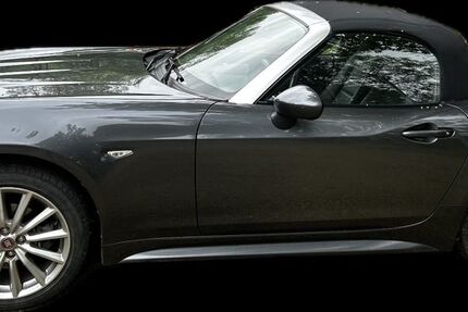 Fiat 124 Spider 43.200 km 15.800 &euro; Hosenfeld 36154