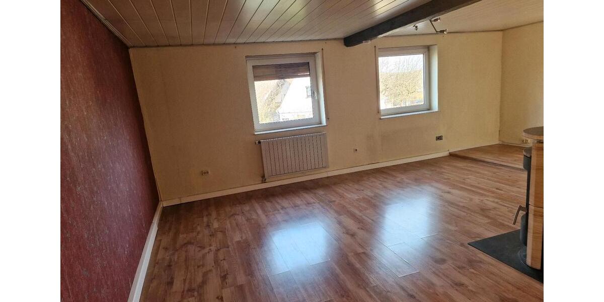 Einfamilienhaus Poppenhausen (Wasserkuppe) - 4 Zimmer, 114 m&sup2;, 199.000&euro; | Angebot:24783226