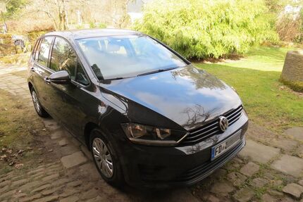 VW Golf Sportsvan 105.500 km 9.400 &euro; Hosenfeld 36154