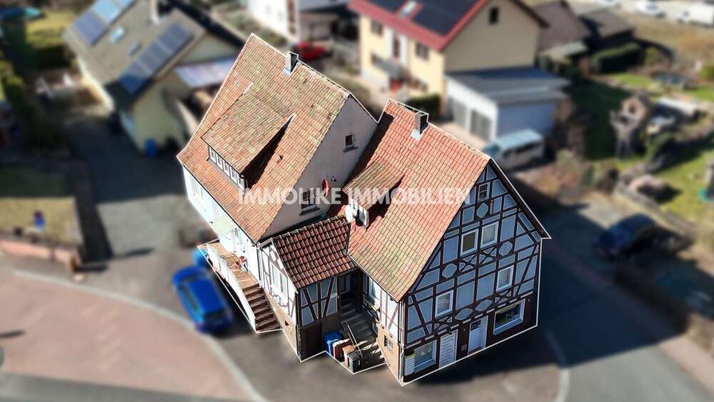 Einfamilienhaus Bad Brückenau - 8 Zimmer, 238 m&sup2;, 174.000&euro; | Angebot:25484207