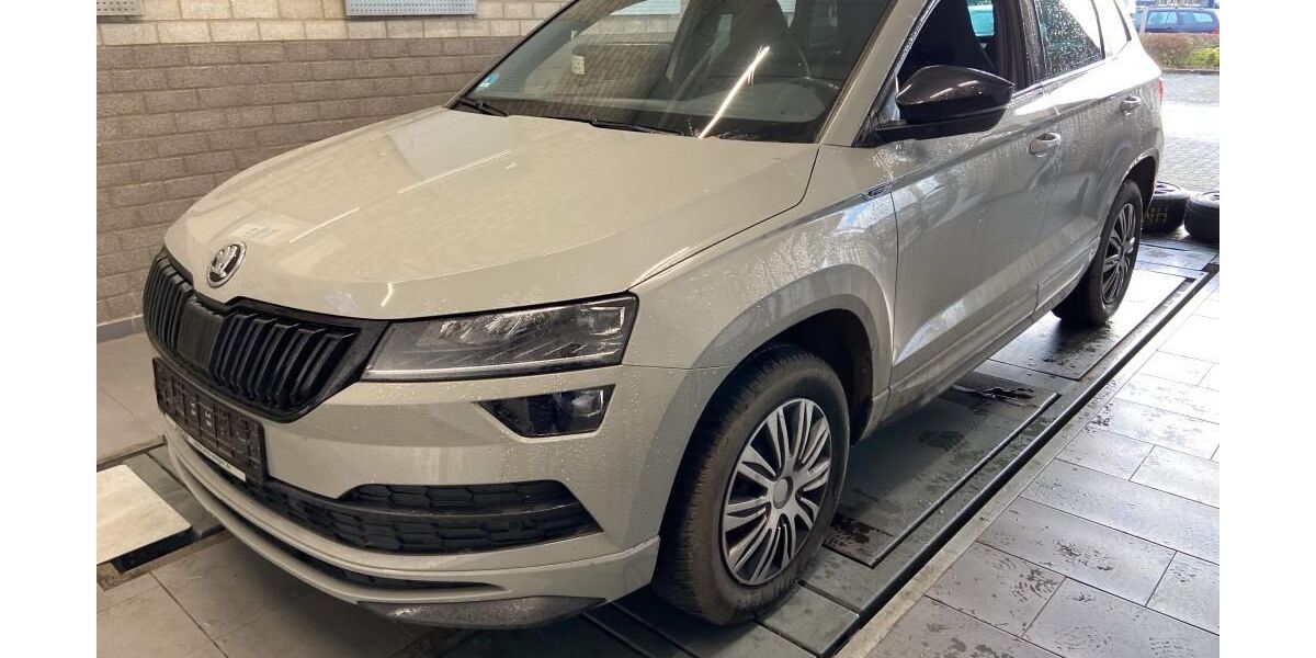 Skoda Karoq 90.700 km 26.400 &euro; Lauterbach 36341