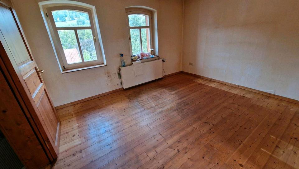 Einfamilienhaus Eiterfeld - 5 Zimmer, 125 m&sup2;, 175.000&euro; | Angebot:26745778