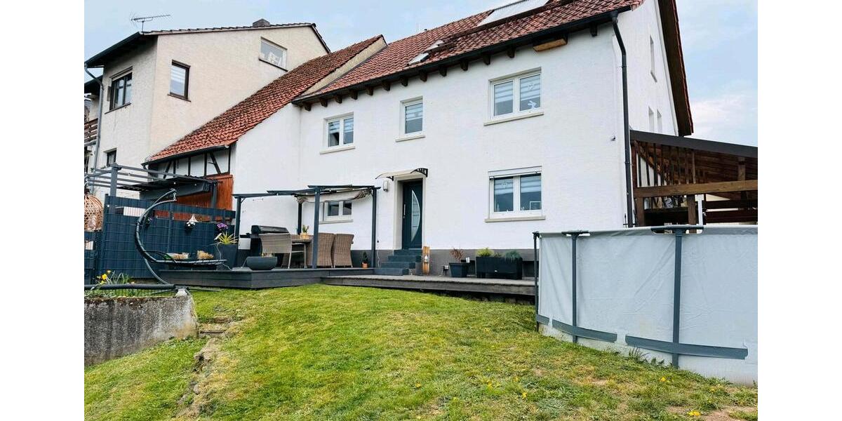 Reihenhaus Großenlüder - 5 Zimmer, 135 m&sup2;, 249.000&euro; | Angebot:26136357