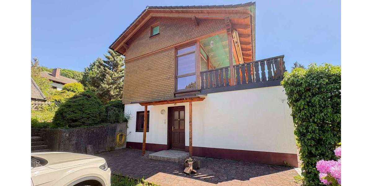 Einfamilienhaus Bad Brückenau - 6 Zimmer, 184 m&sup2;, 195.000&euro; | Angebot:26751198