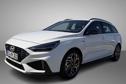 Hyundai i30 8.900 km 30.990 &euro; Petersberg 36100